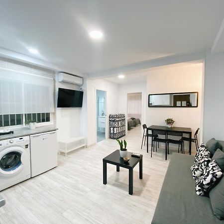 Gmc Turistics - La Casita De Atarazanas Lägenhet Málaga Exteriör bild