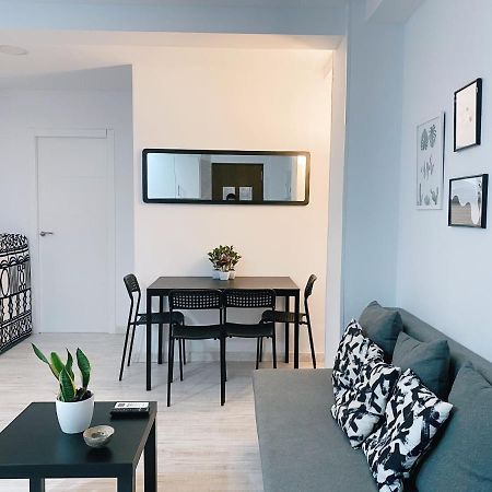 Gmc Turistics - La Casita De Atarazanas Lägenhet Málaga Exteriör bild
